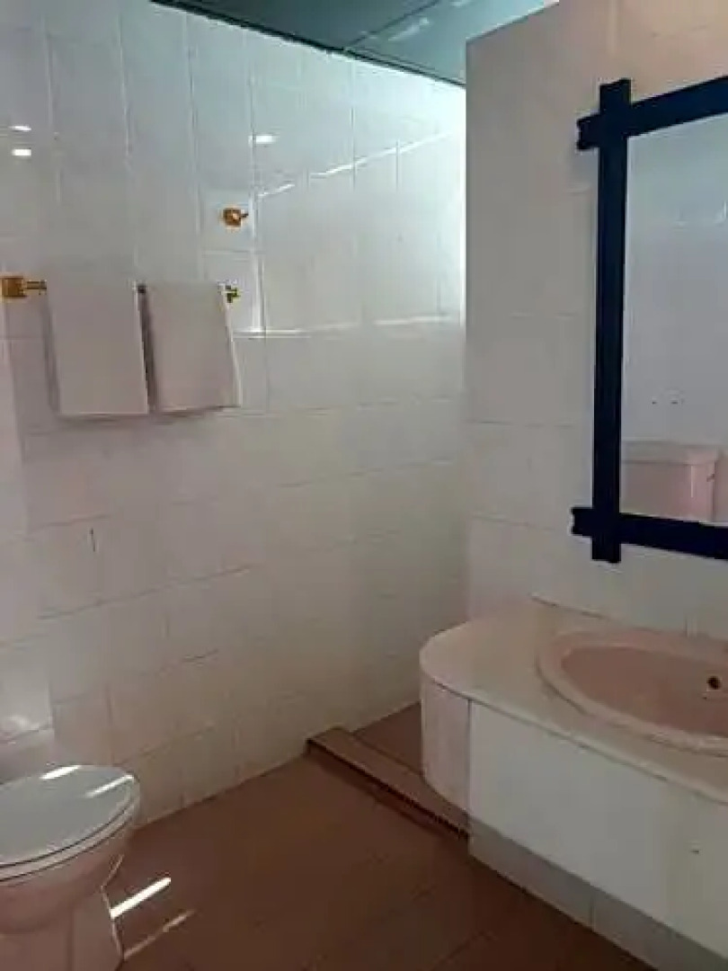 OYO 90306 G City Hotel