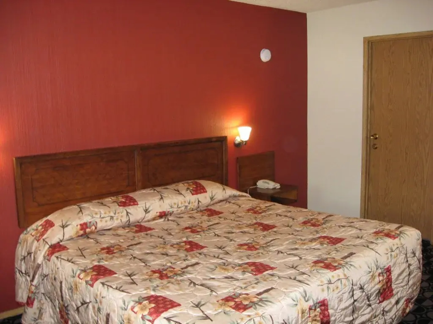 Budget Inn Gladstone By OYO - Portland/Clackamas