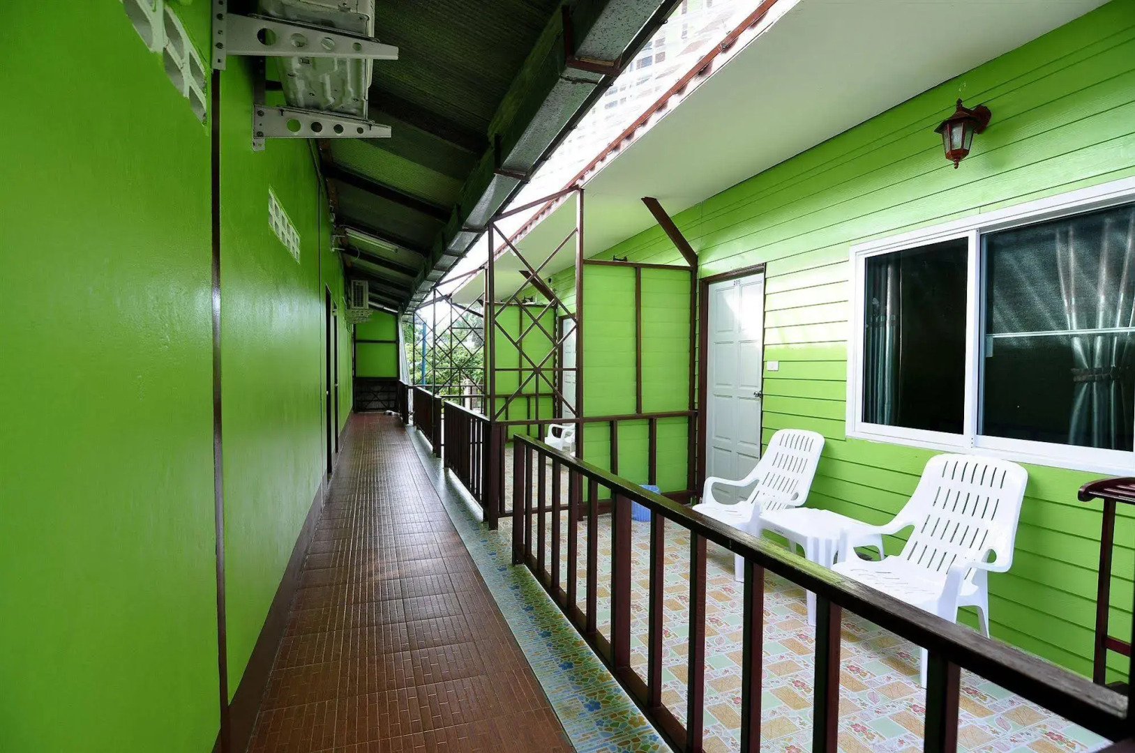 Phi Phi Sand Sea House