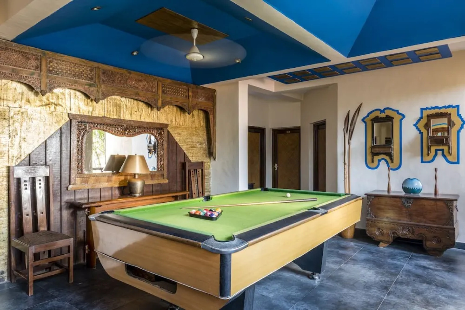 Casa Vagator by Svenska