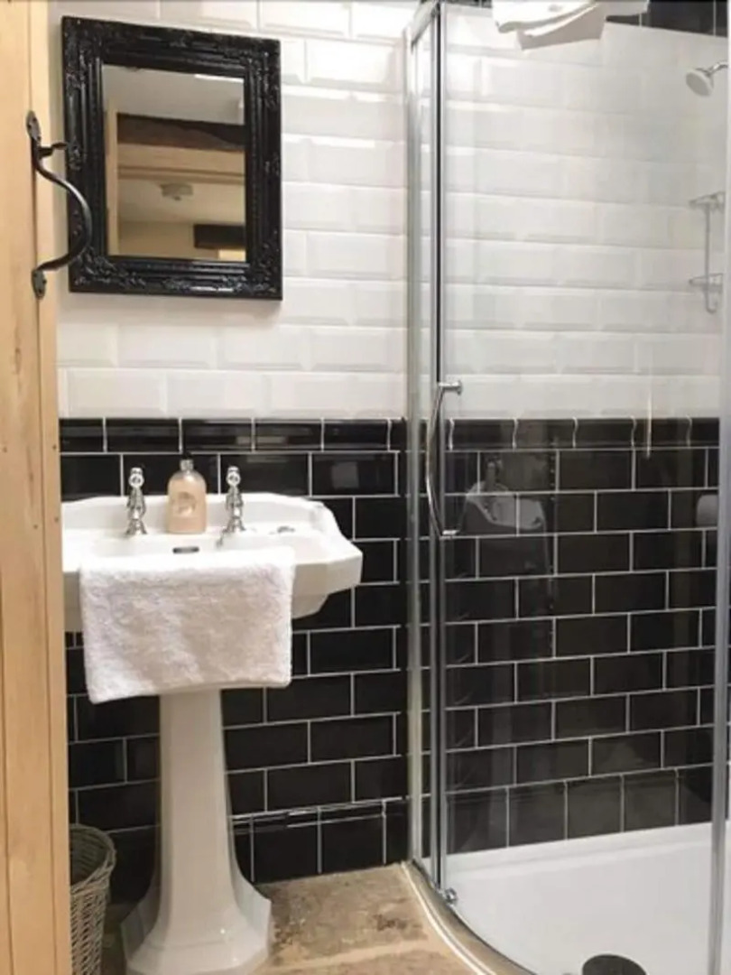 The Bantam Tea Rooms & Guest House