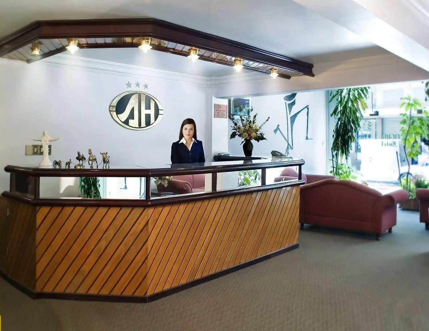 Americana Hotel
