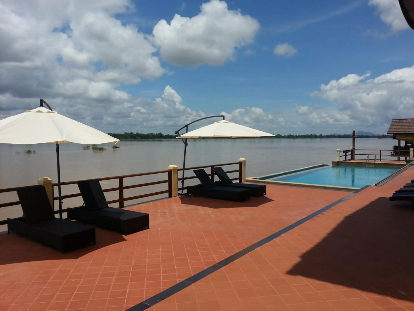 Pon Arena Hotel
