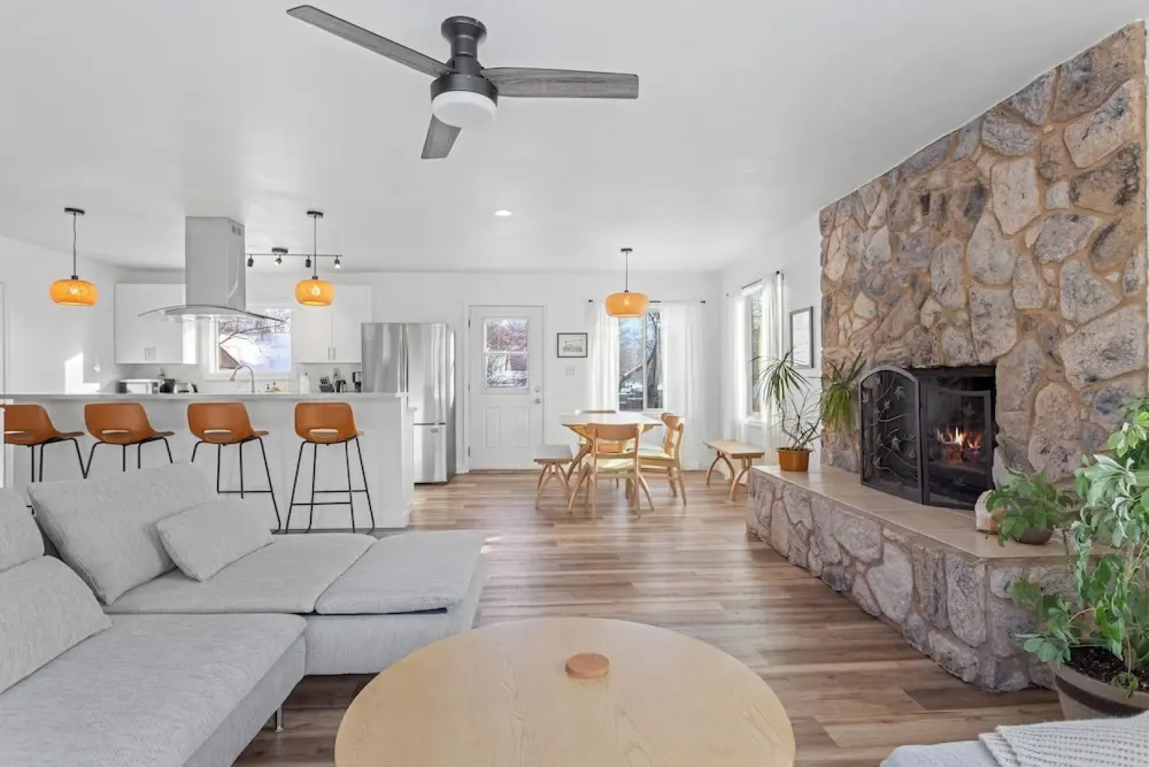 Serene Palmer Home: Walk to Downtown & Riverfront!