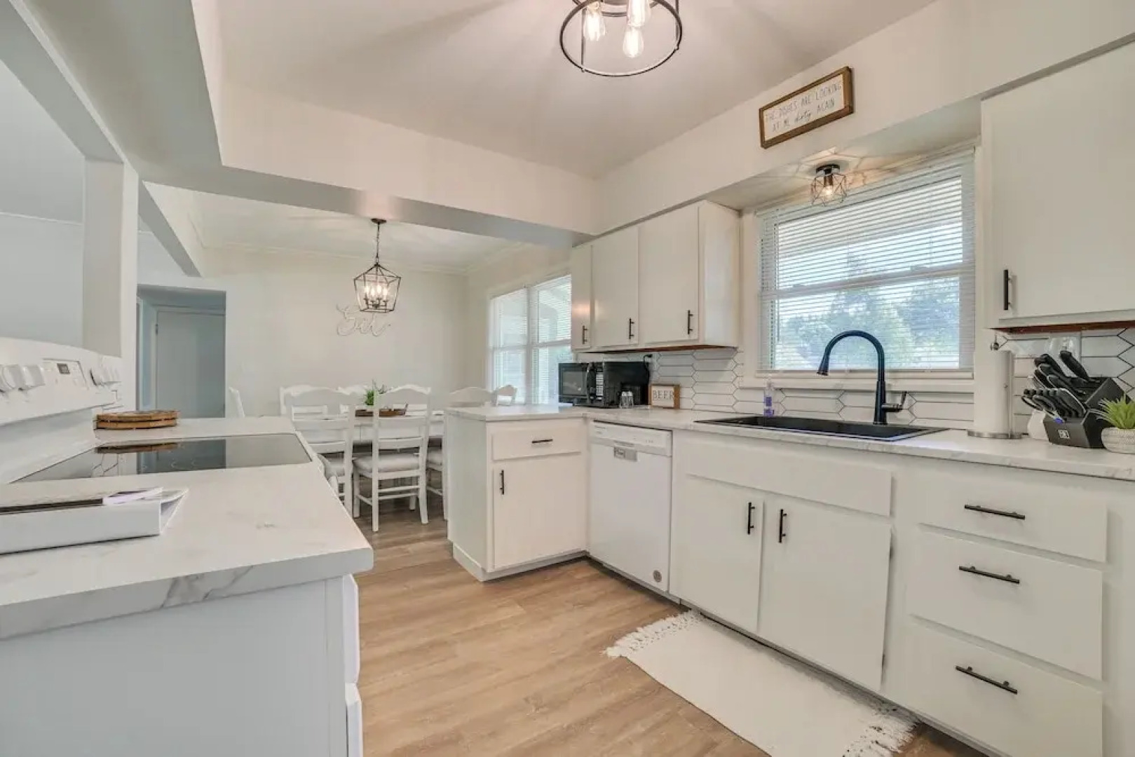 Gaylord Family Home: Walk to Shops & Restaurants!