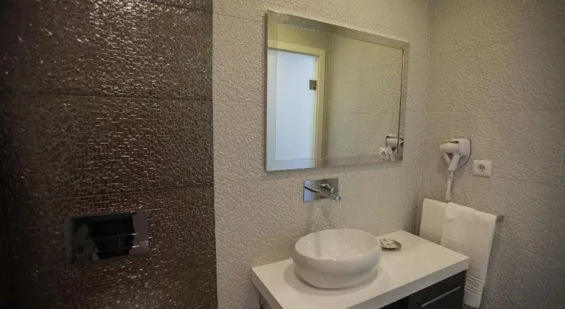 Thomar Story - Guest House