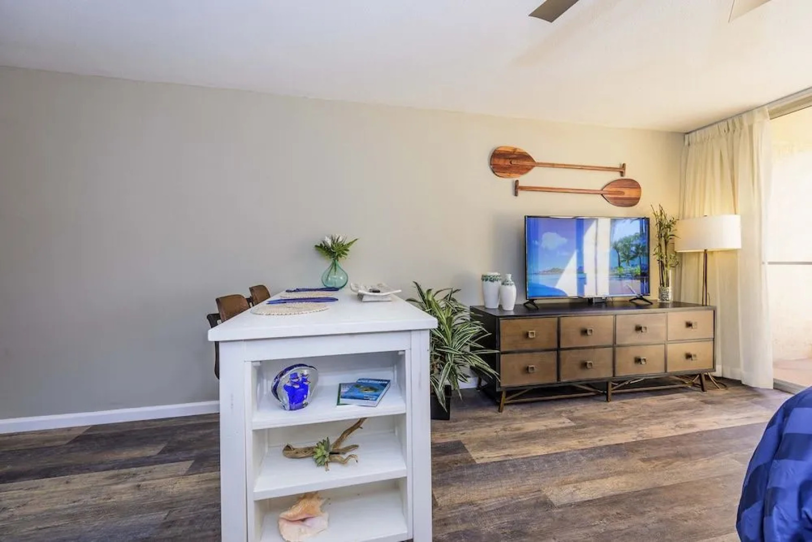 Royal Kahana 119 Studio Studio Bedroom Condo by RedAwning