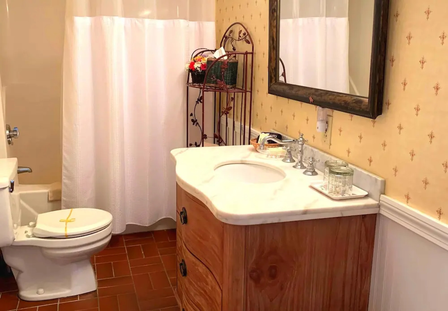 Youngtown Inn & Restaurant