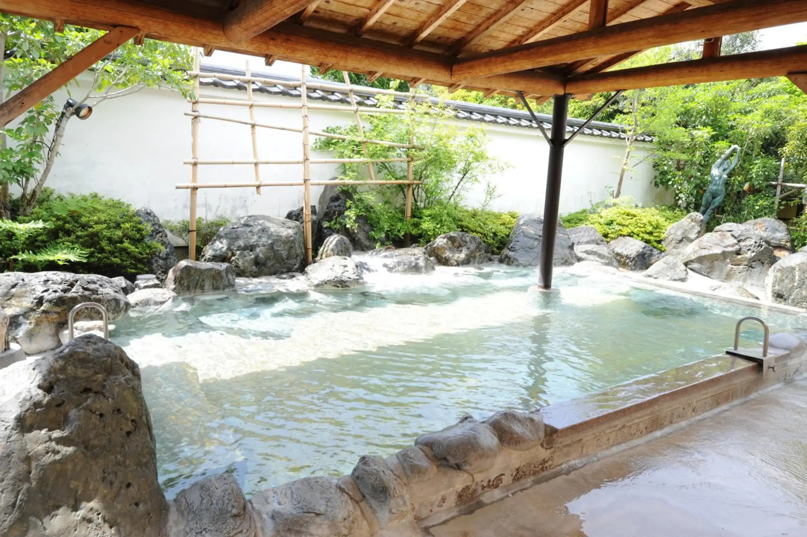 Batou Onsenkyo Nampeidai Onsen Hotel