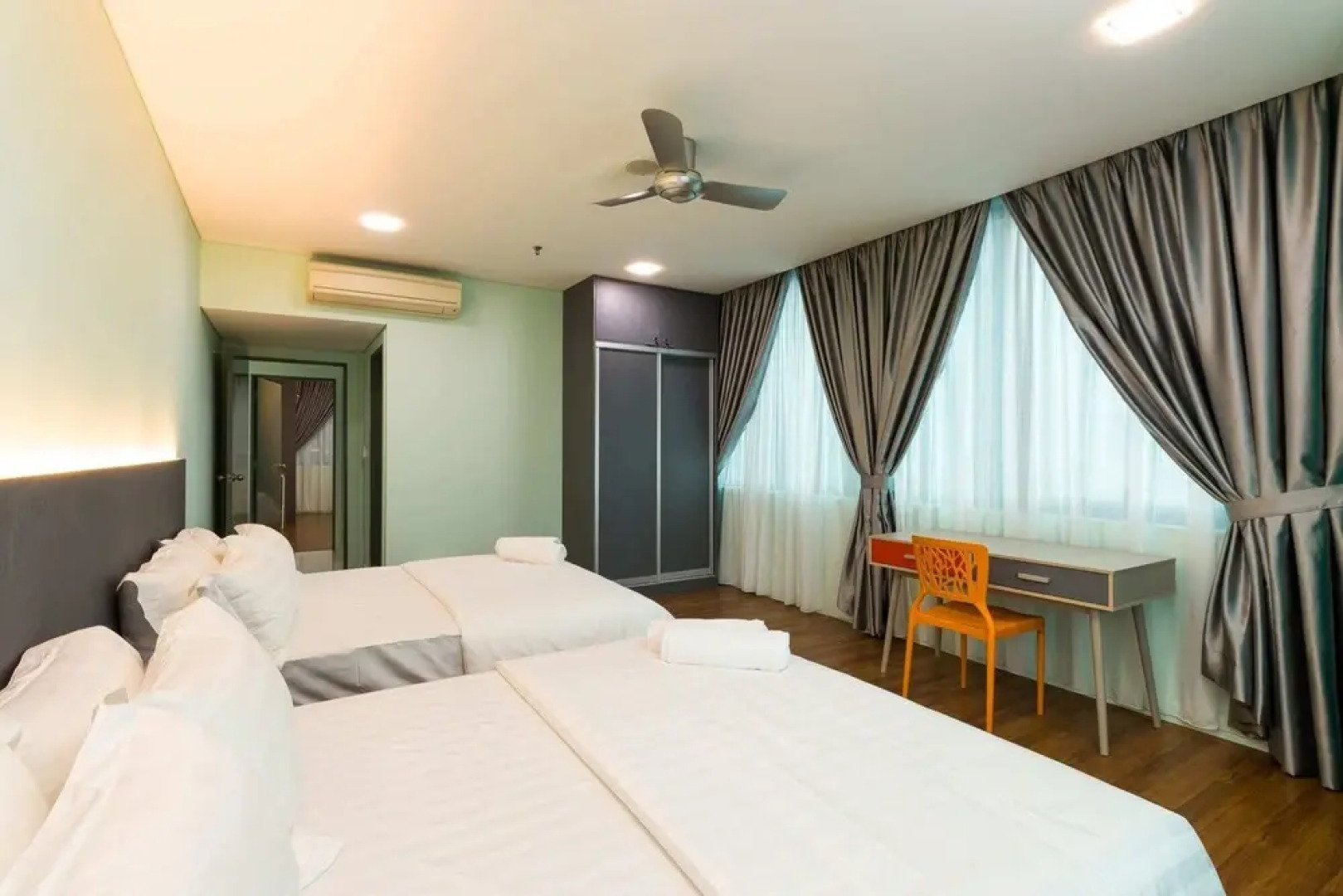 Spacious Condo for 6 in KL City Center