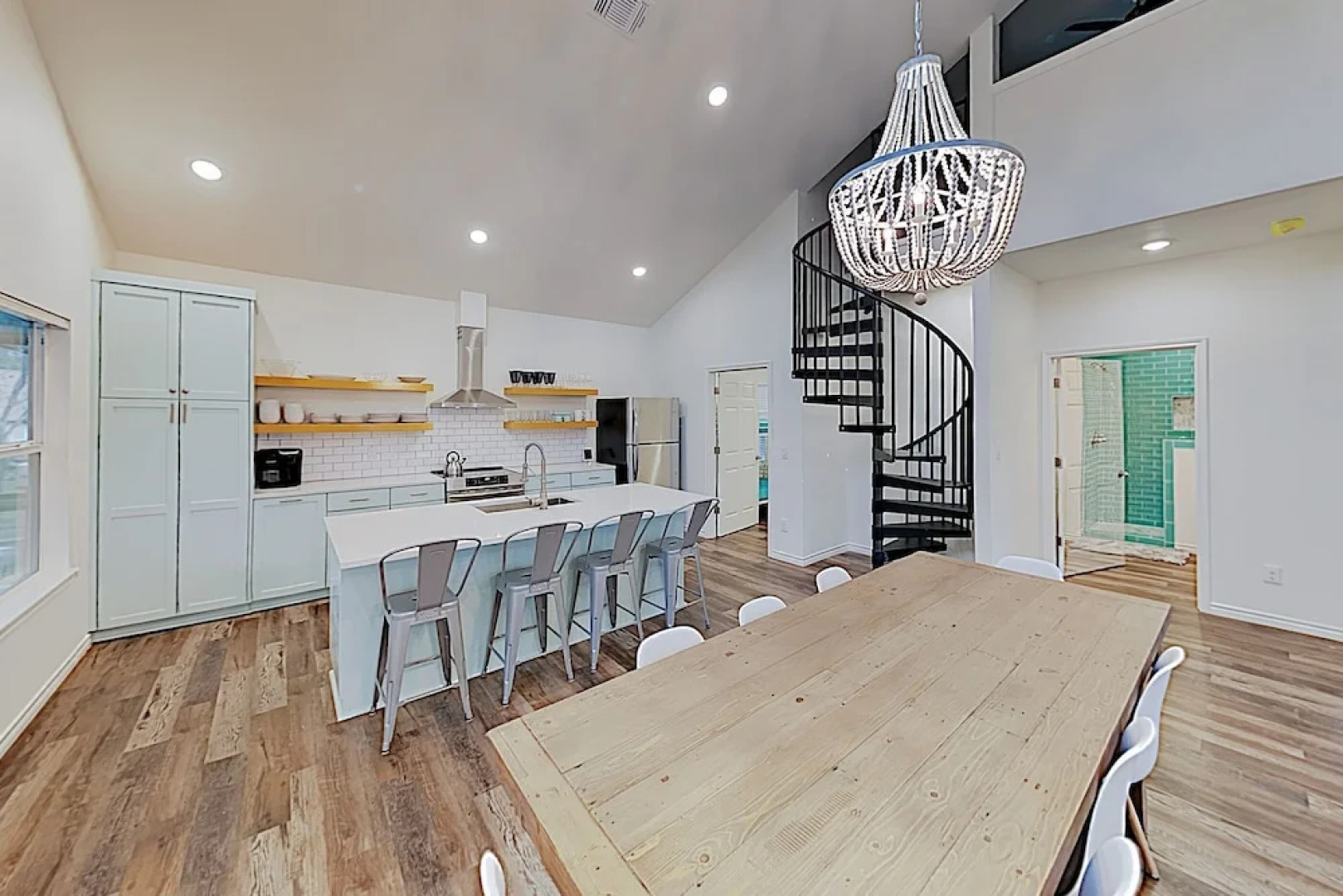 1328 Contour Dr Home