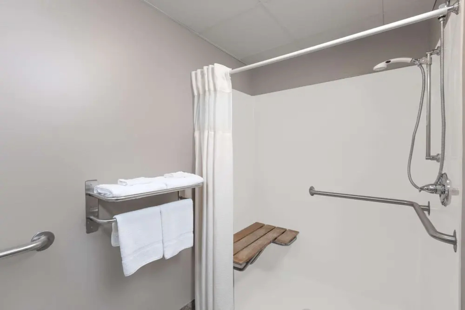 Super 8 Carroll/East