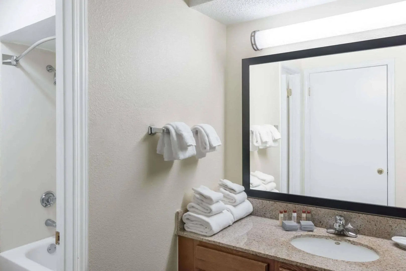 Best Western Fishkill Inn & Suites