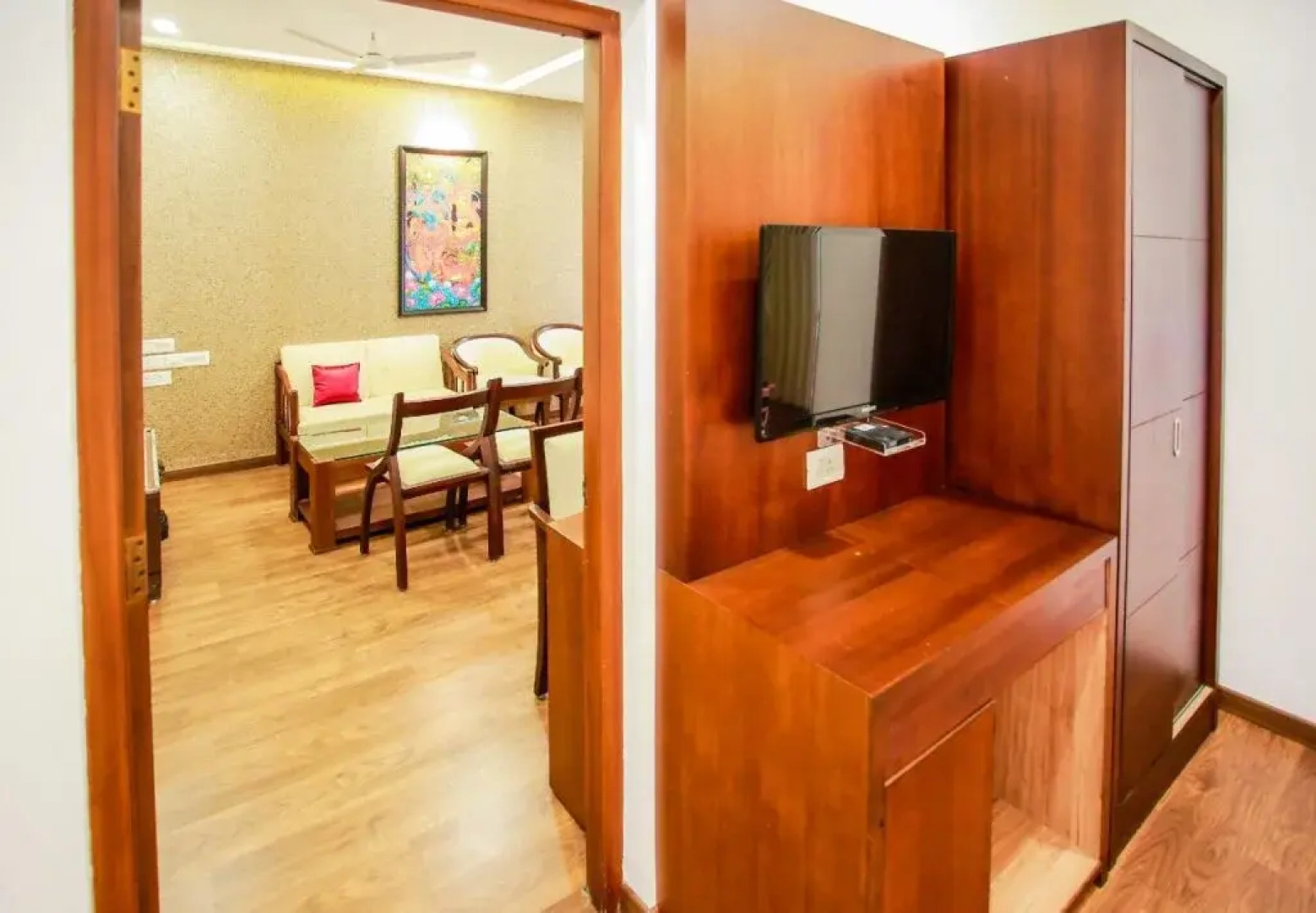 OYO 26692 Alankar Elite Inns