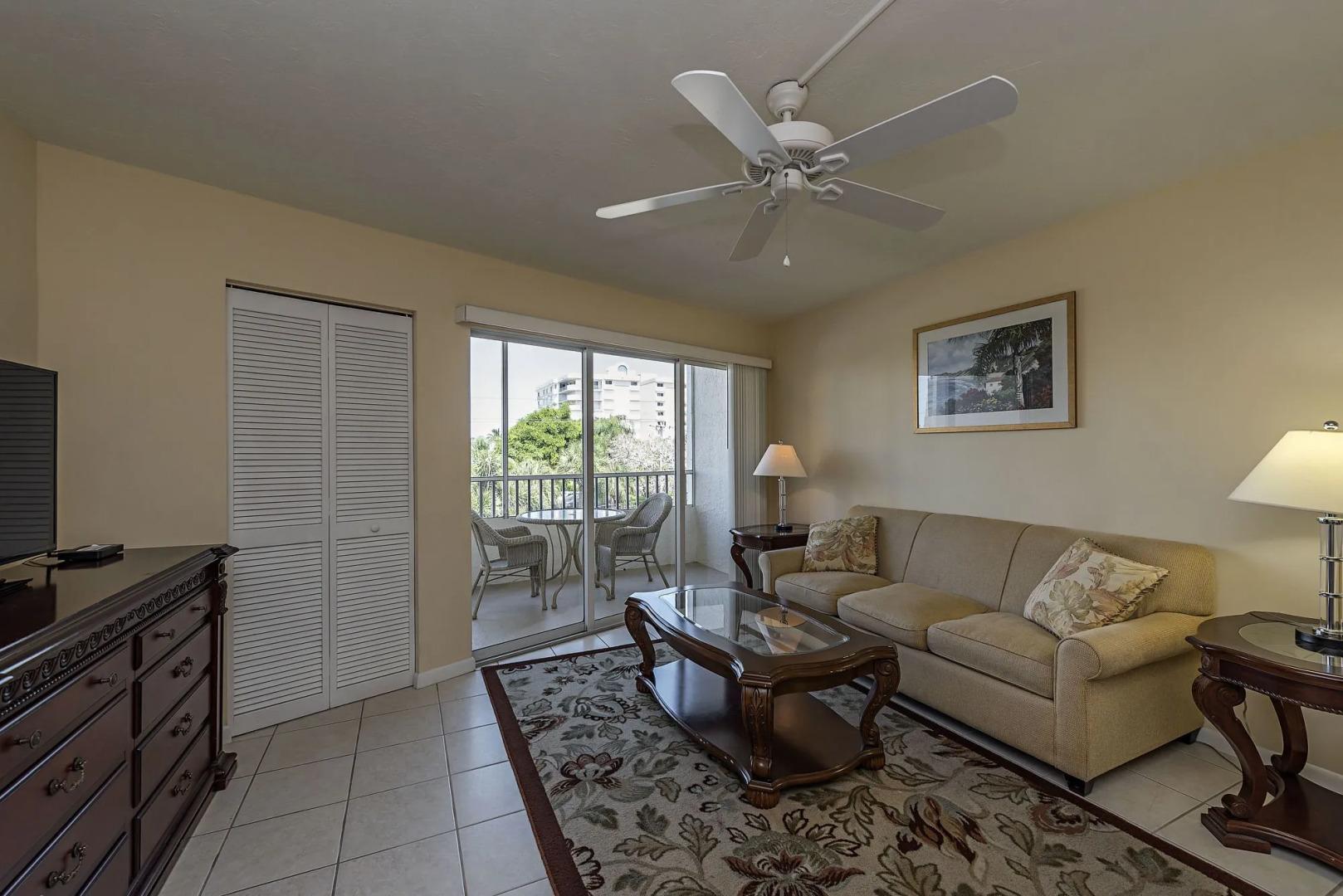 Marco Beach Vacation Suites