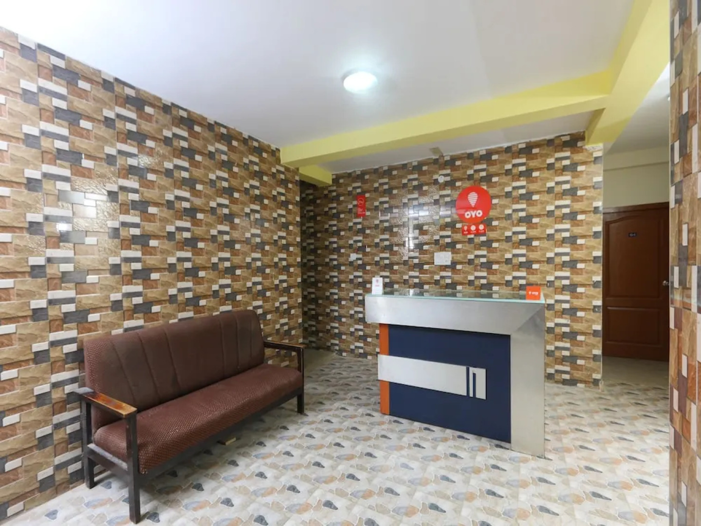 OYO 15197 Reddy's International