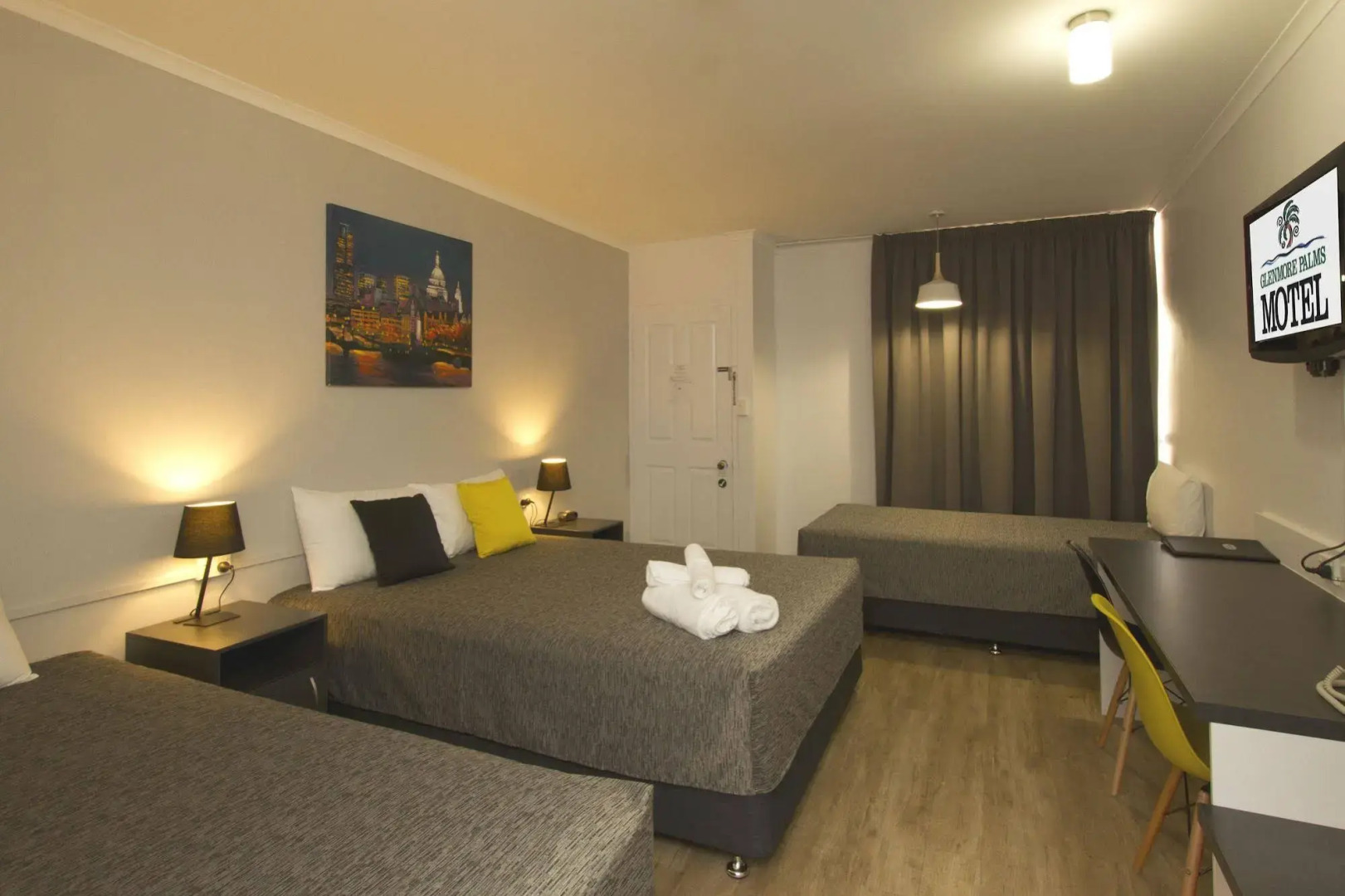 Glenmore Palms Motel