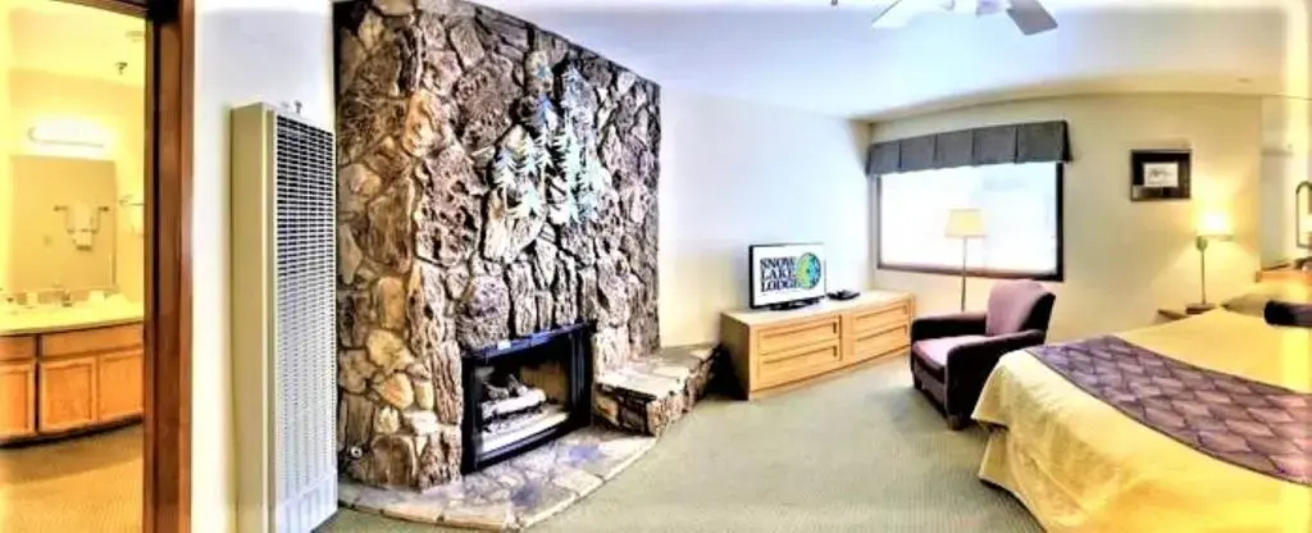 Snow Lake Lodge