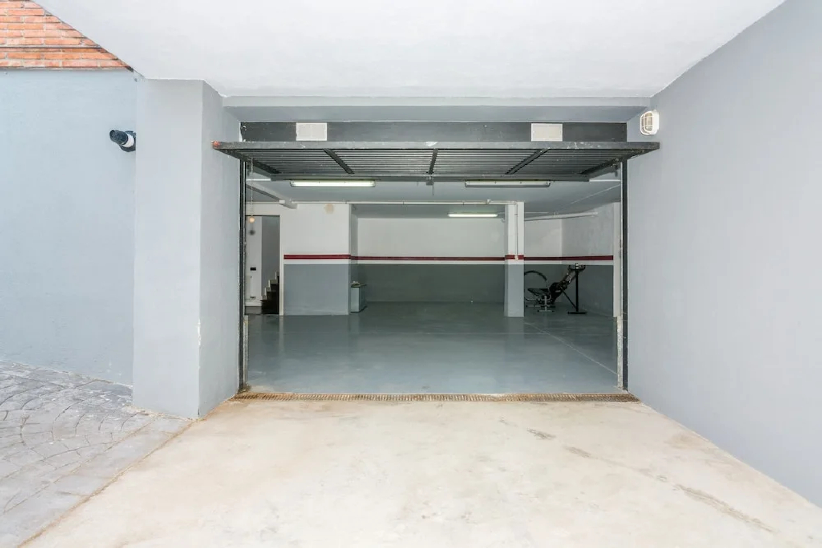 HomeHolidaysRentals Adonis