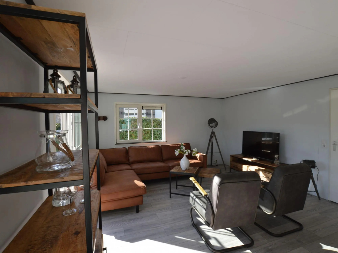 Luxuriously furnished house with sauna and jacuzzi at 2 km from the Efteling