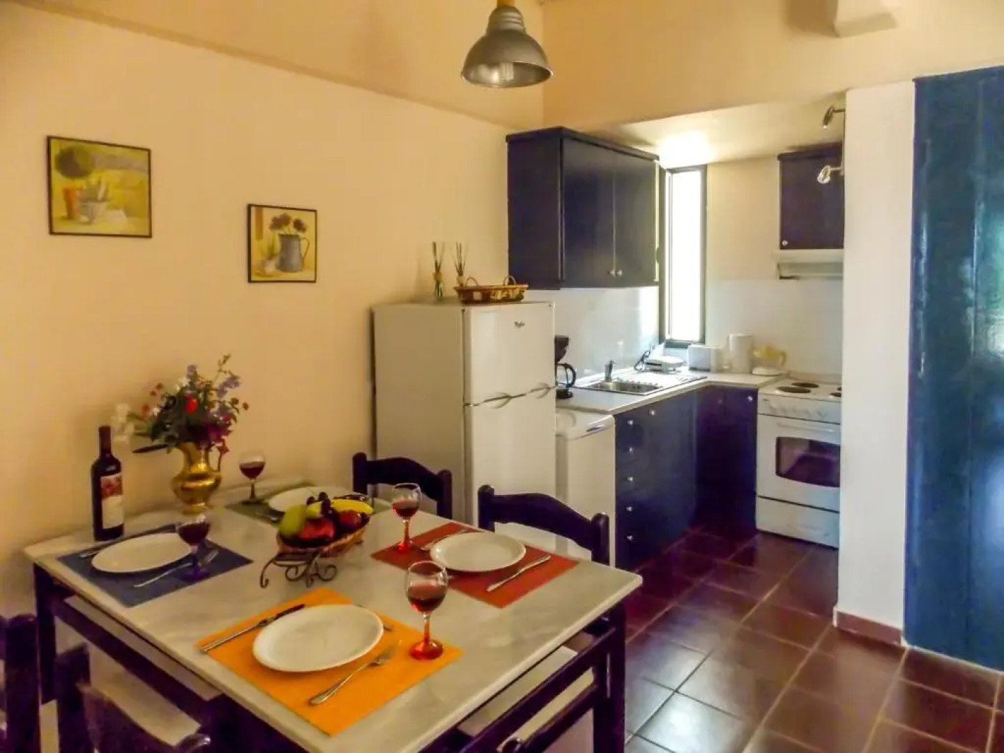 Manto On The Beach Apartments