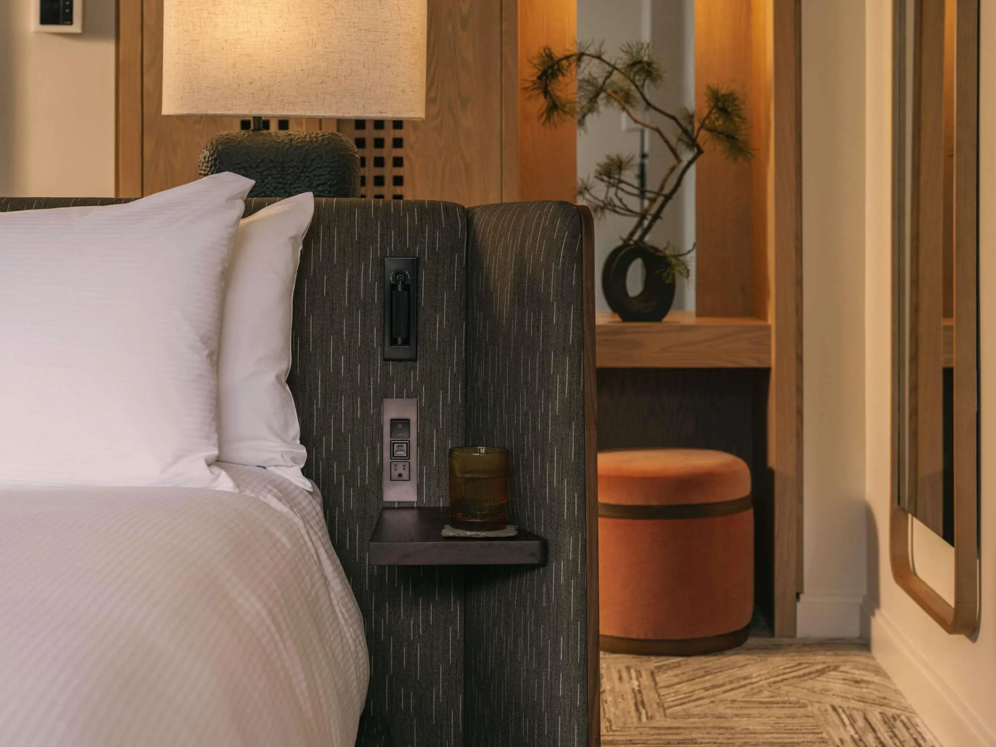 Rimrock Banff, Emblems Collection