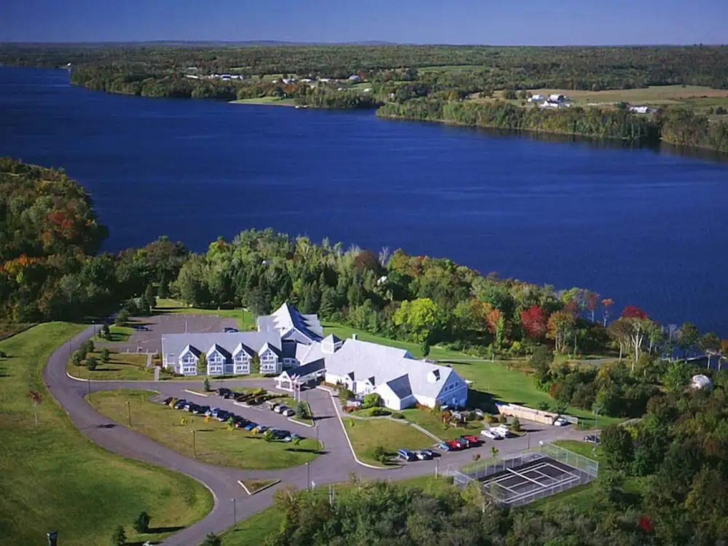 Riverside Resort & Conference Centre