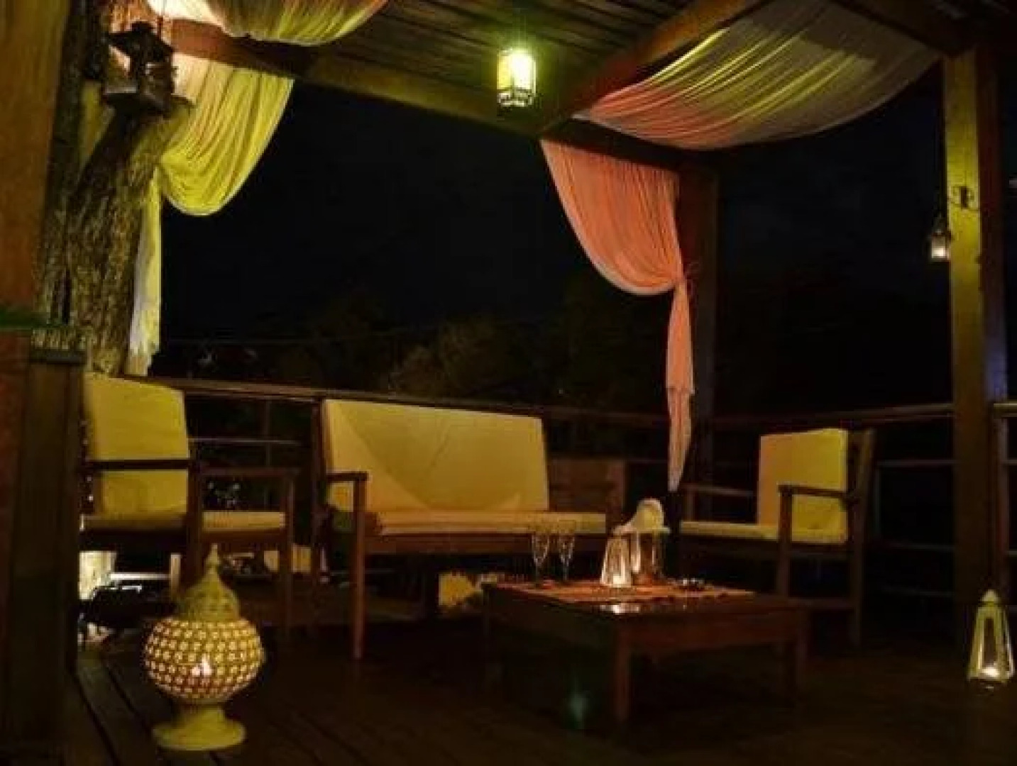Passaros Suite Hotel