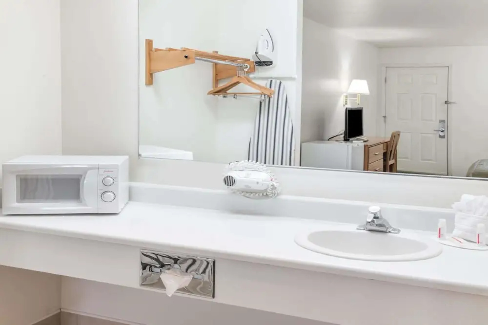 Howard Johnson Express Inn - Roseburg