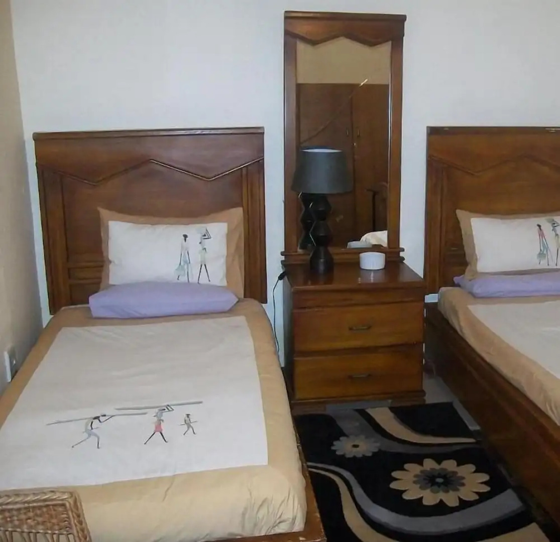 Flossie’s Bed and Breakfast