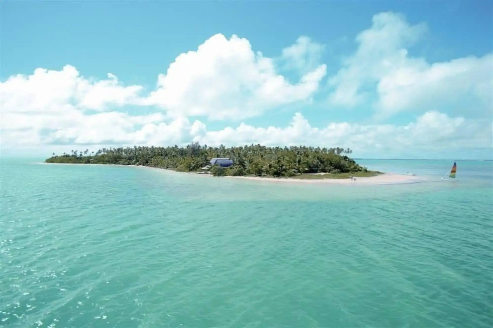 Fafa Island Resort