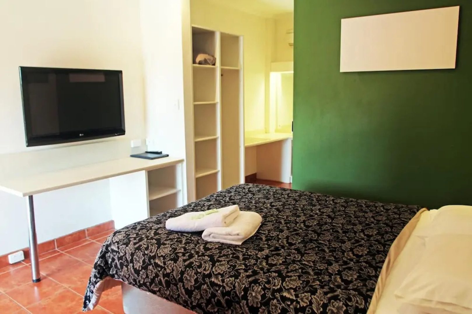 The Stuart Hotel-Motel