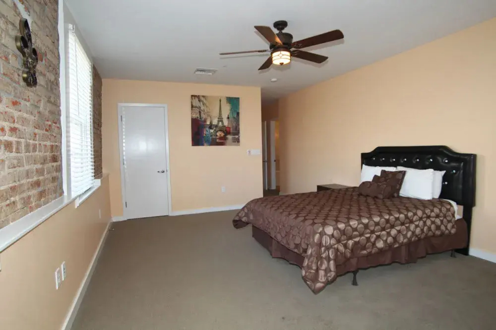 Hosteeva French Quarter Luxury Condo