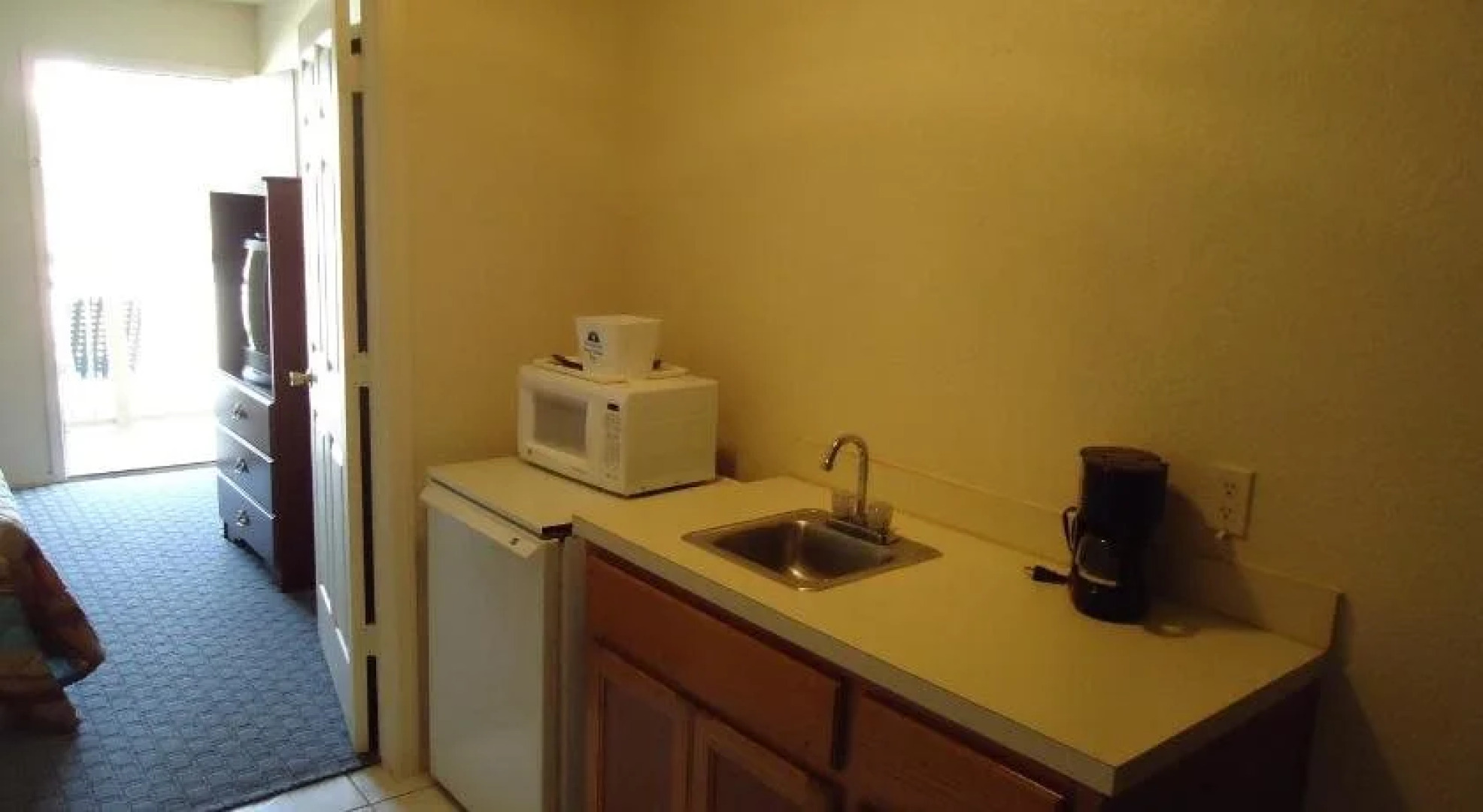 Americas Best Value Inn Savanna