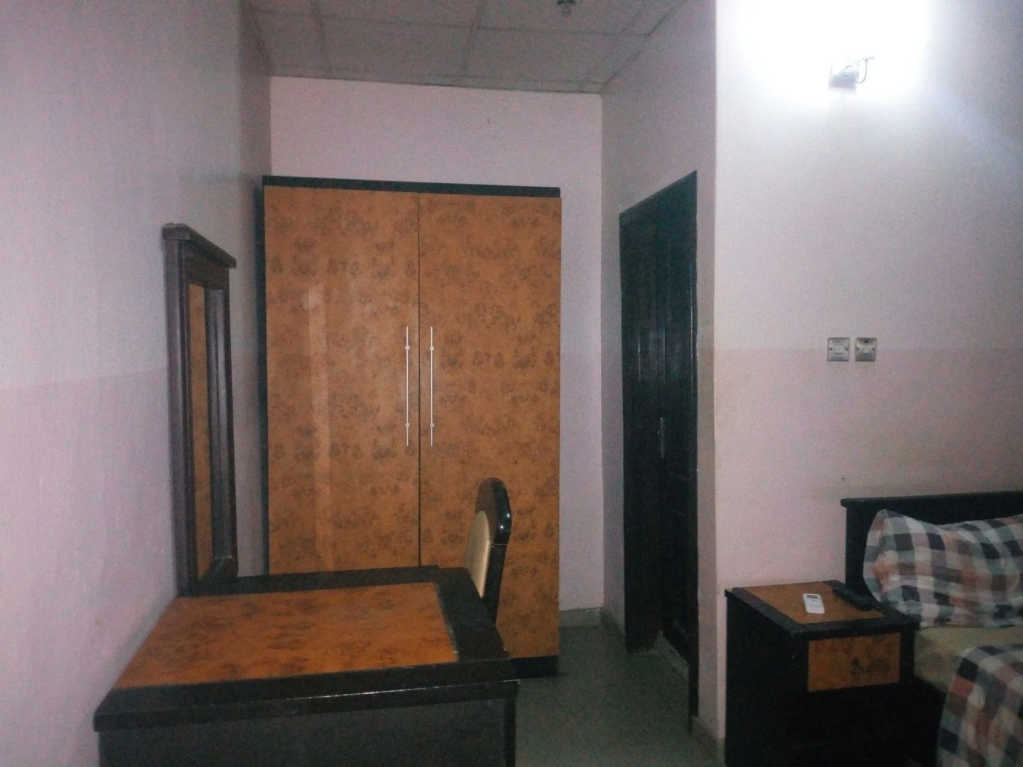 Bayse One Executive Suites and Bar