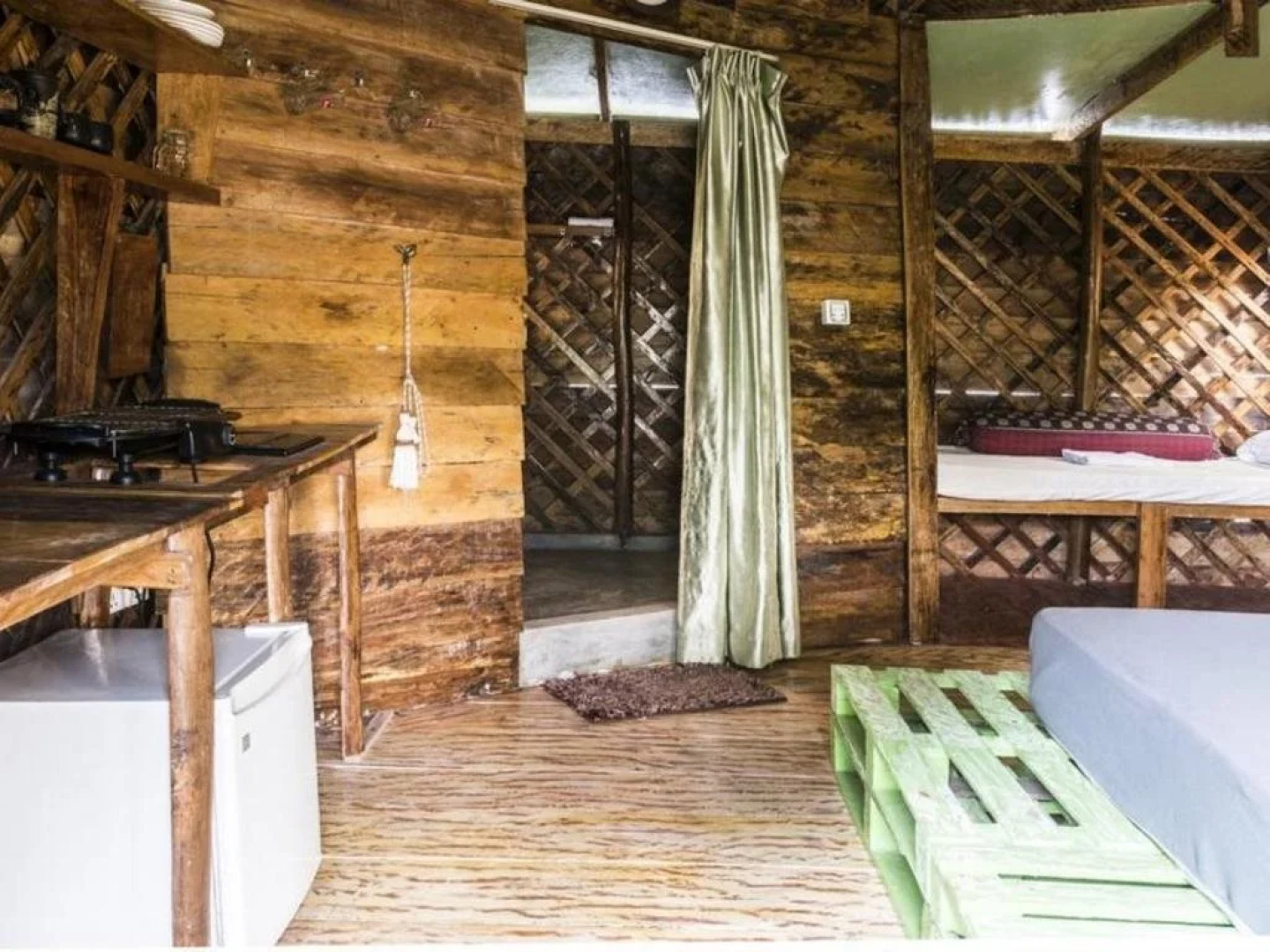 Cubby House Private Eco Resort