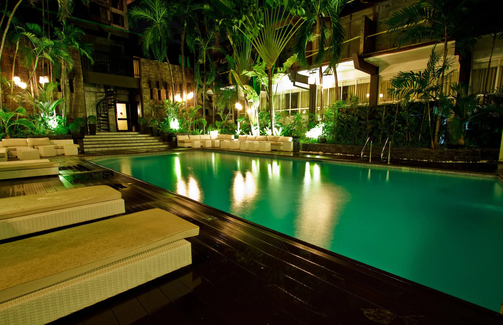 The Sulo Riviera Hotel