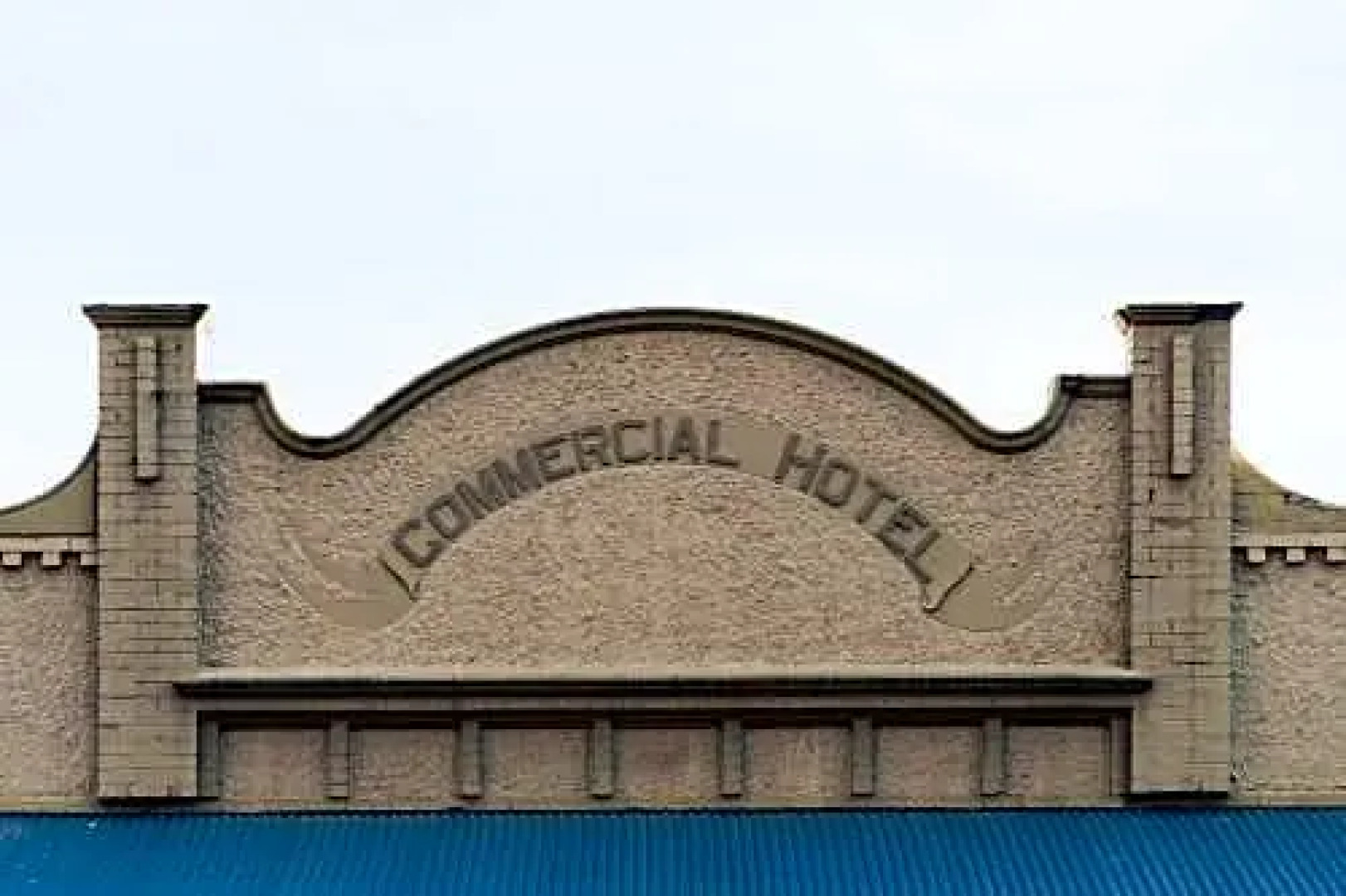 The Commercial Quarters - Room 2-has air conditioning, free WIFI, TV and fridge