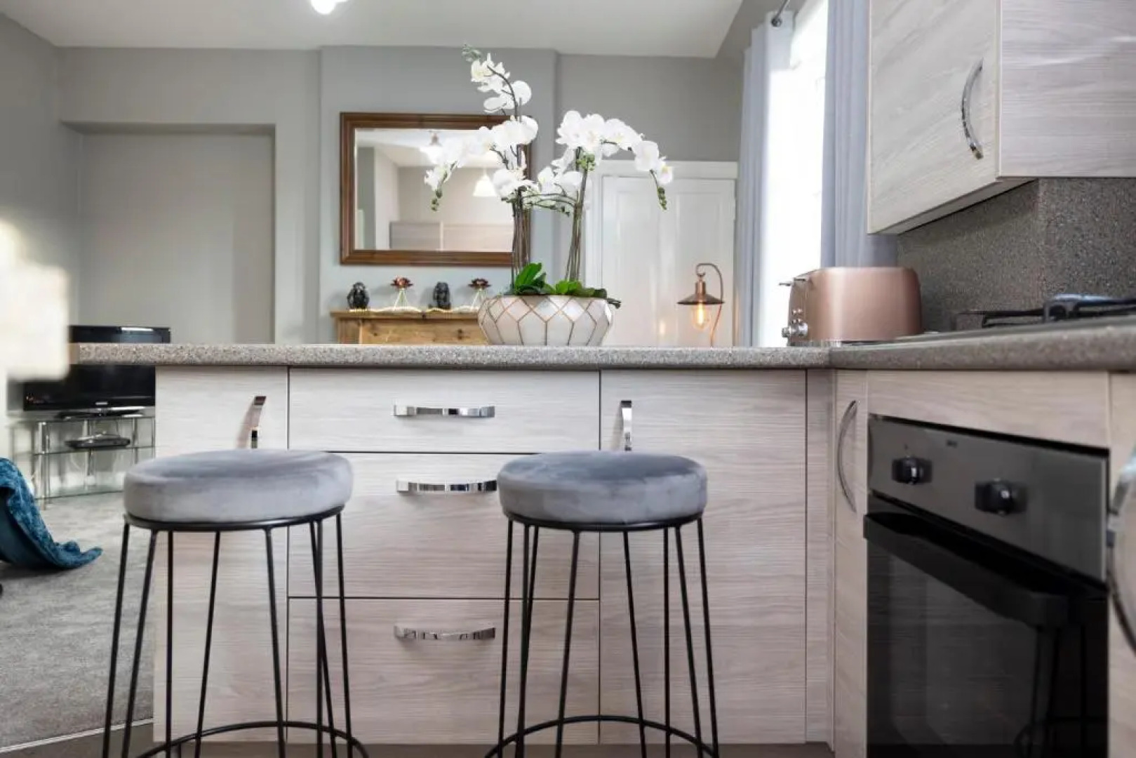 Stylish George Street Apartment