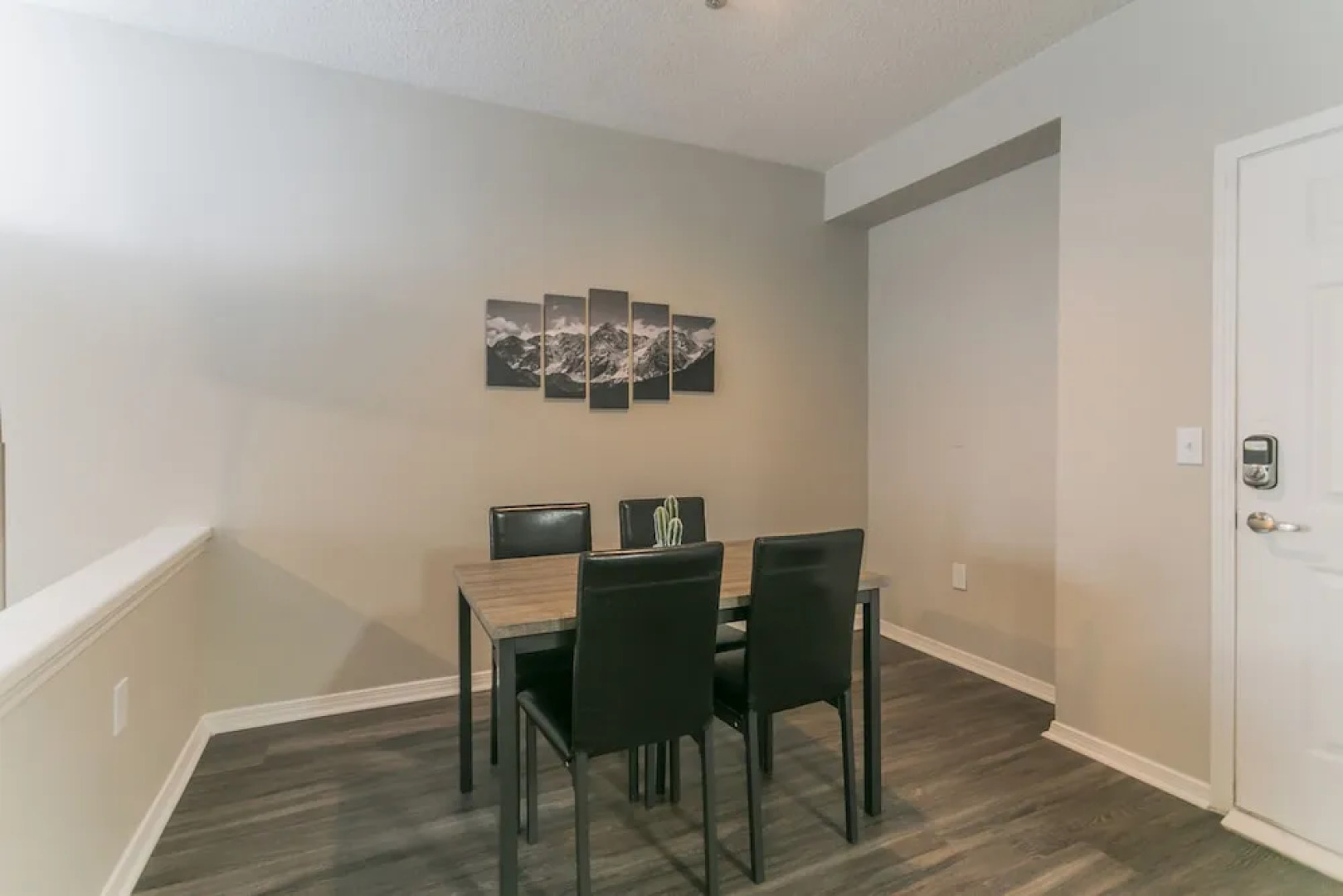 The Luxe Suites of North Atlanta