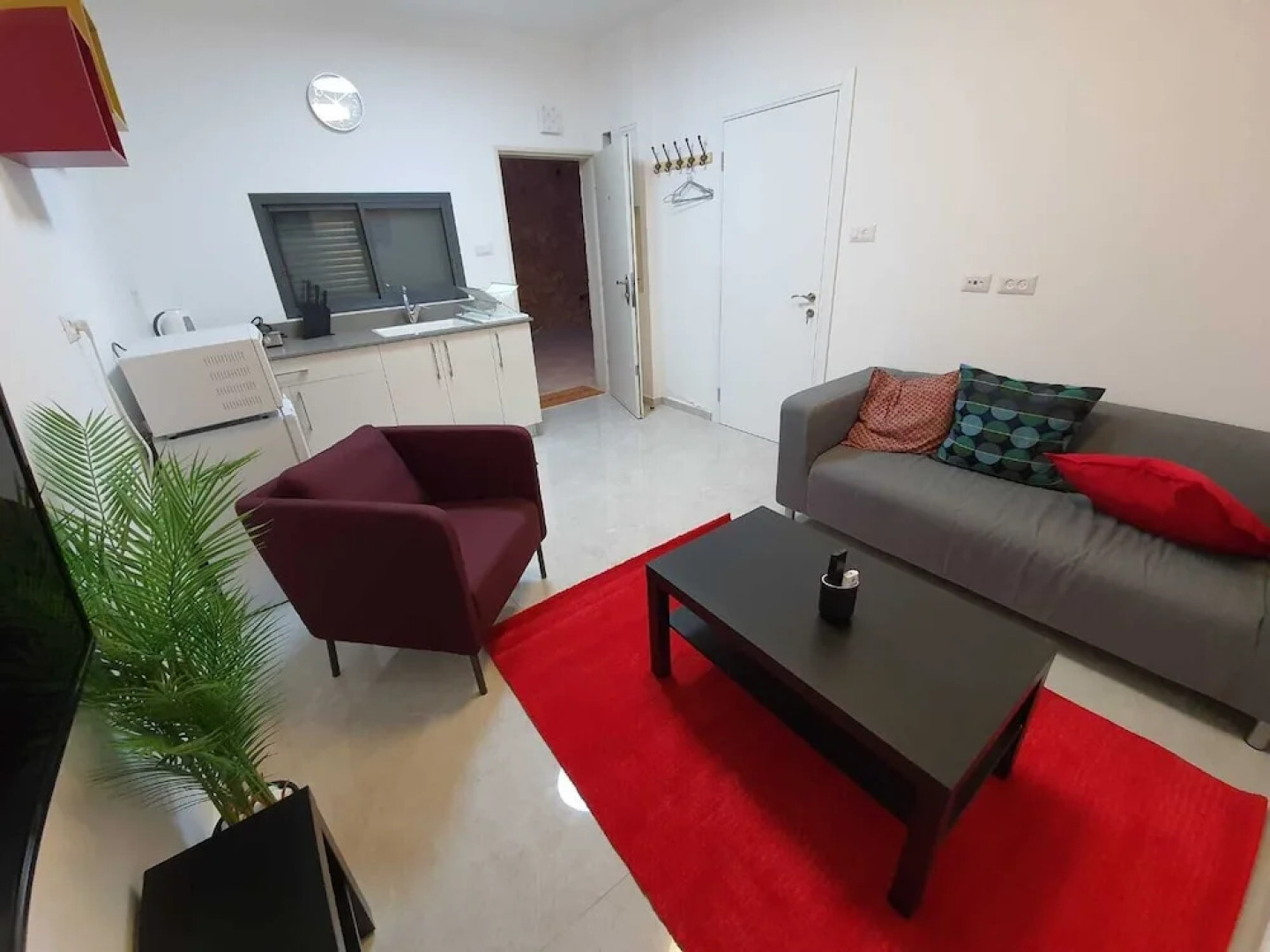 Ridgeback Shir House