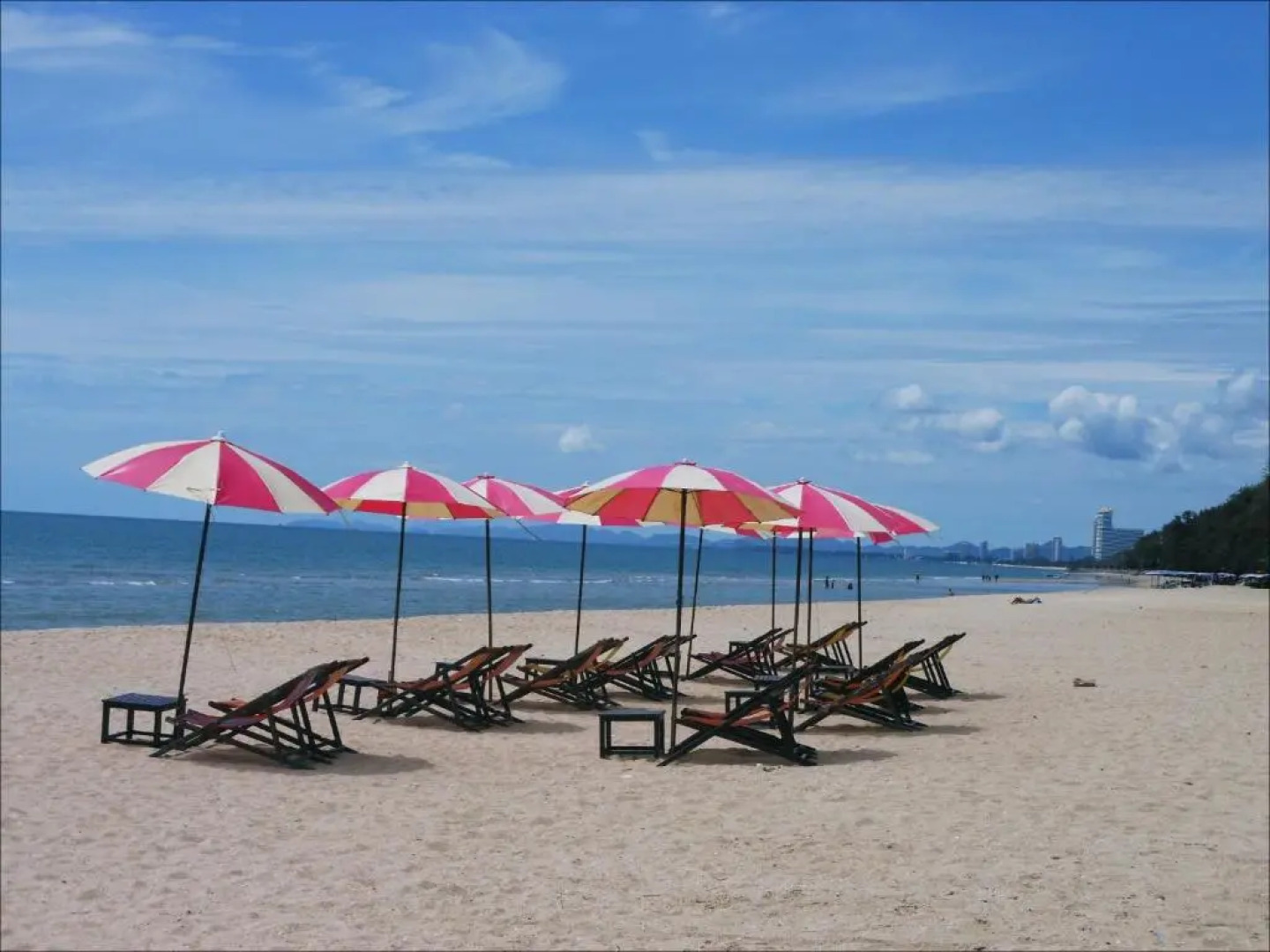 Long Beach Cha-Am Hotel