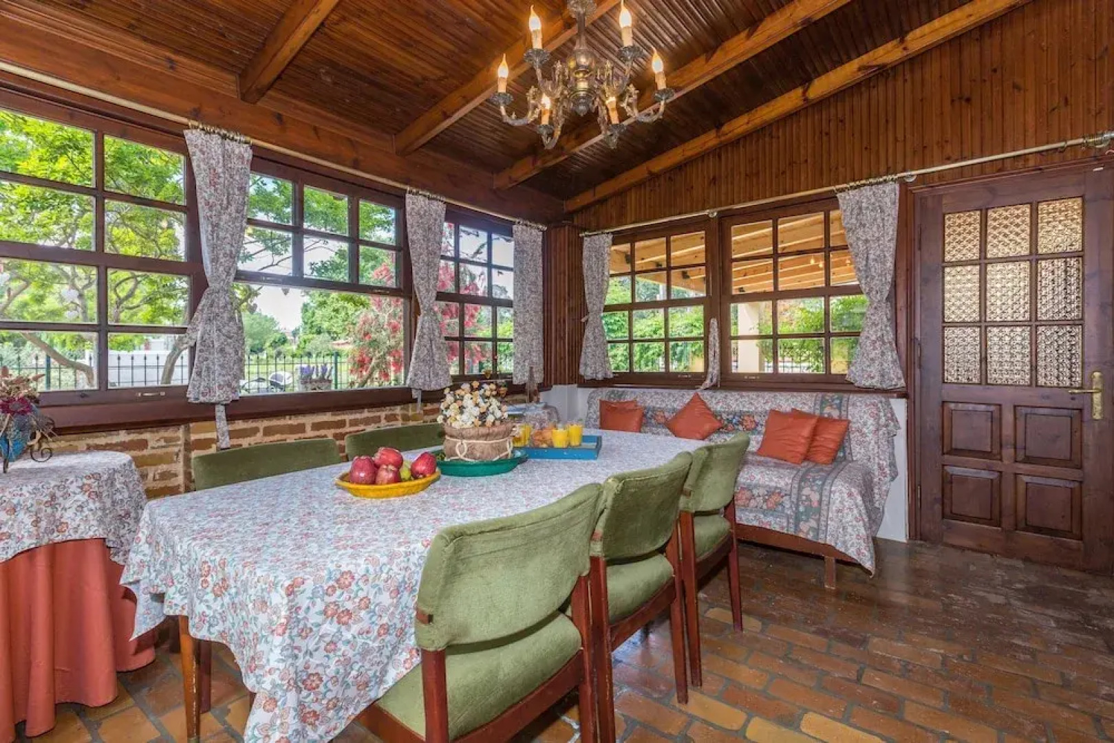 Maria's Countryside House