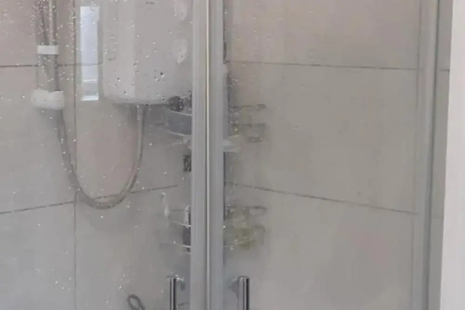 1-bed Suite - Sleeps 3 - Parking - Near Bluewater