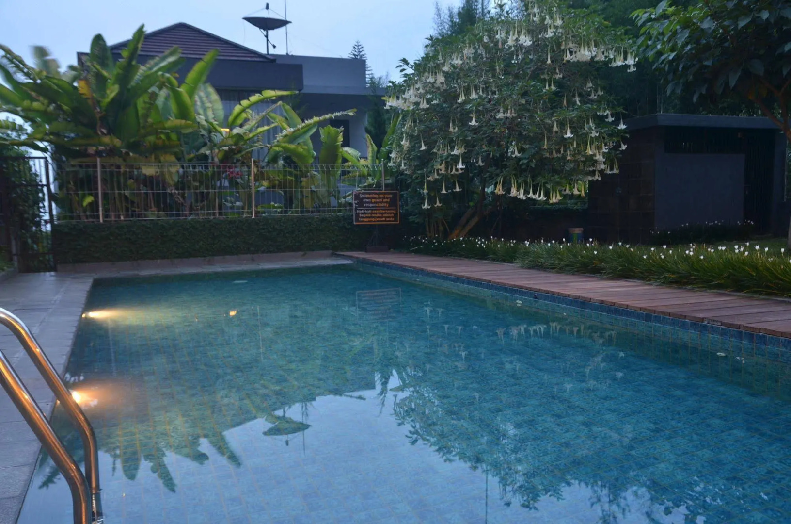 BreezeBlows City View 5BR with Pool + Familly Room