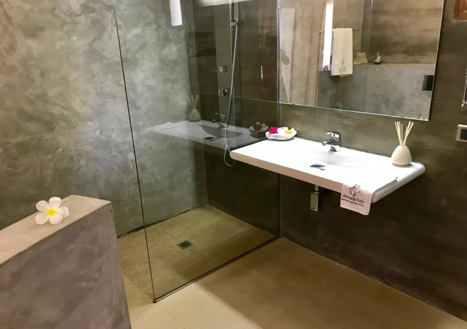 SerendipItaly Ayurveda Boutique Hotel