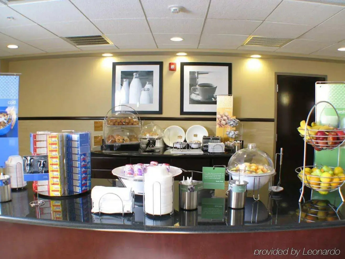 Hampton Inn & Suites Merced