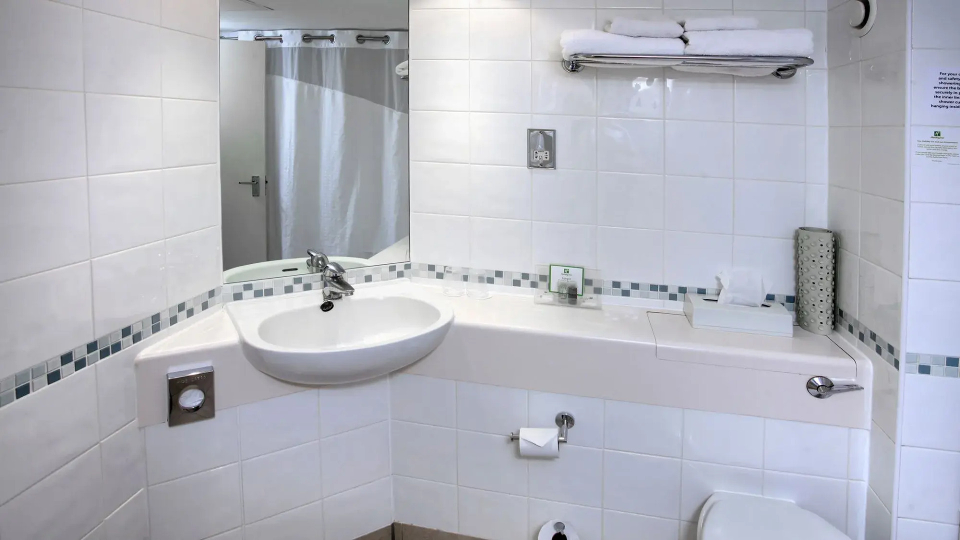 Holiday Inn Farnborough by IHG