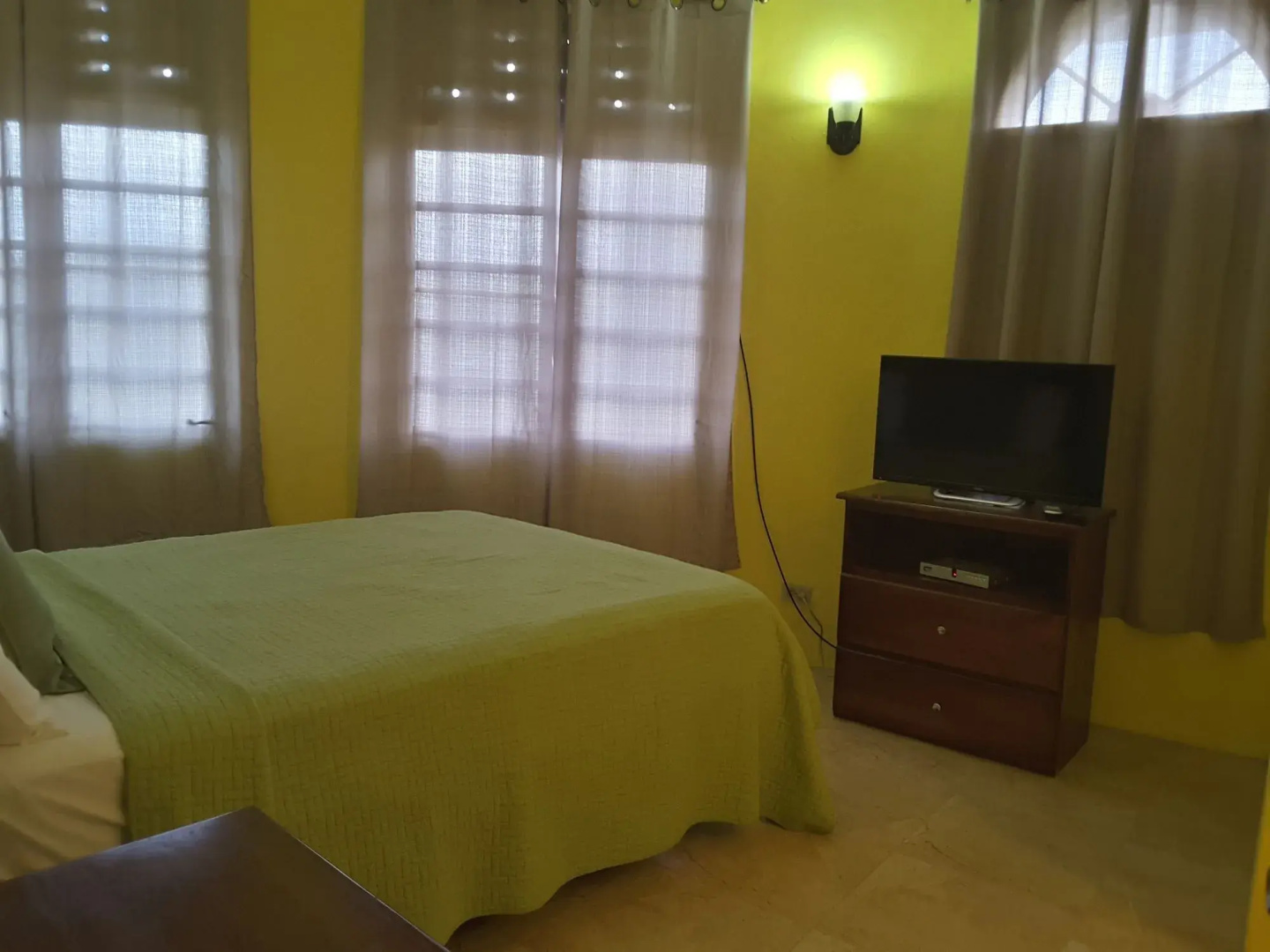 The Apartments at Jolly Castle