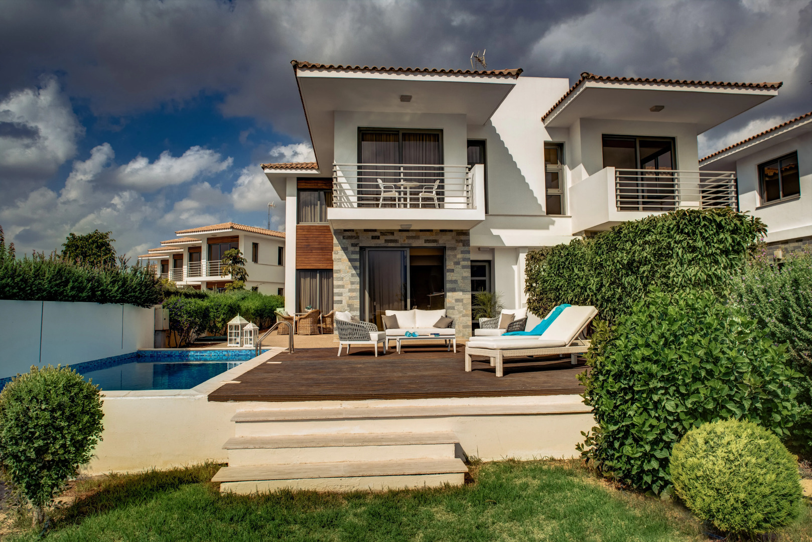 Atlantis Gardens Apartments & Villas